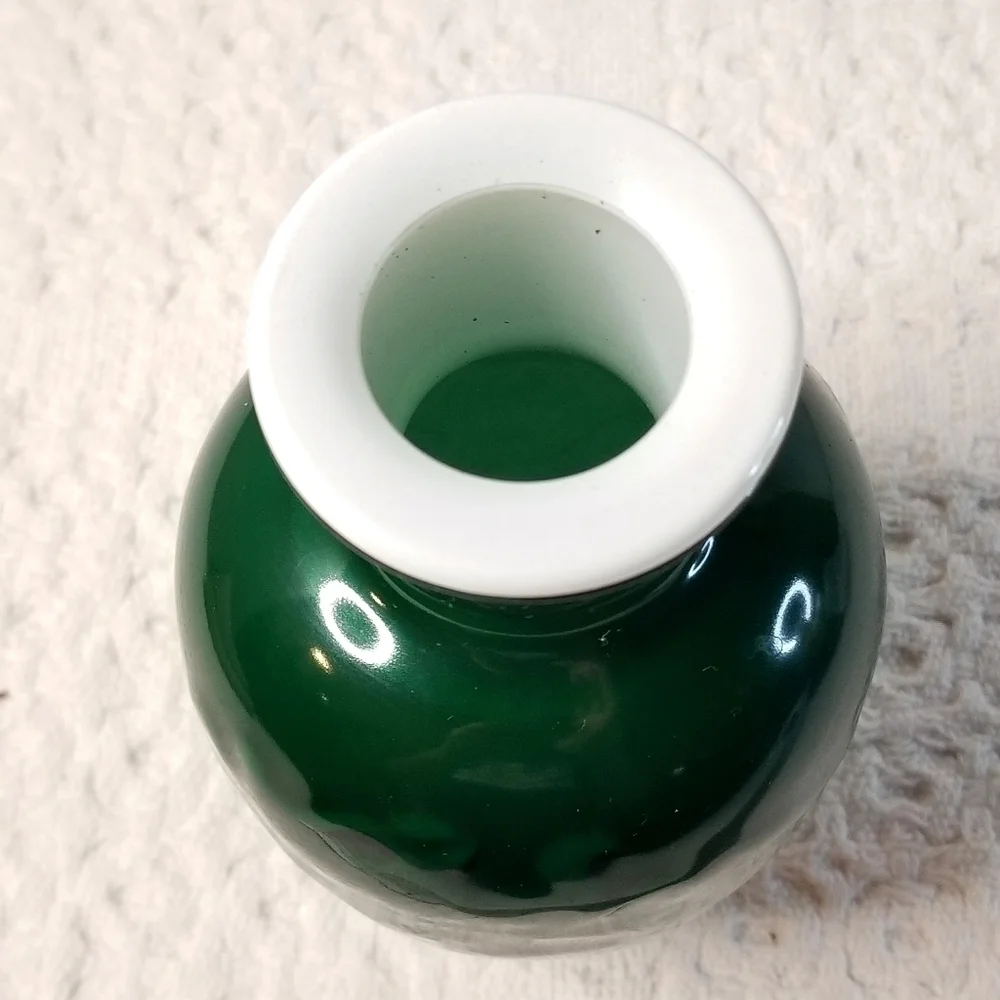 Vintage 1981 Avon Spring Bouquet Fragrance Jade Green Milk Glass  Vase